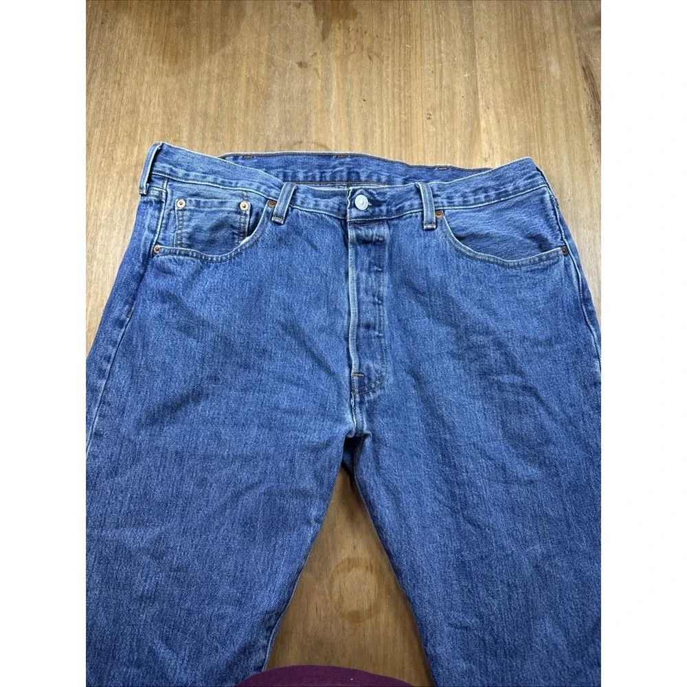 Levi's 501 Original Straight‎ Leg Button Fly Denim Jeans Men's 38x32 Medium Wash